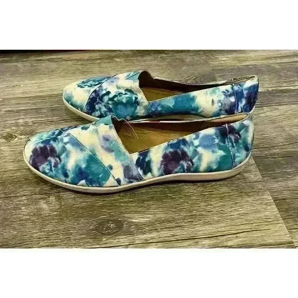 Soft Spots Sz 11 Slip On Flats Amena Watercolor Tie Dye